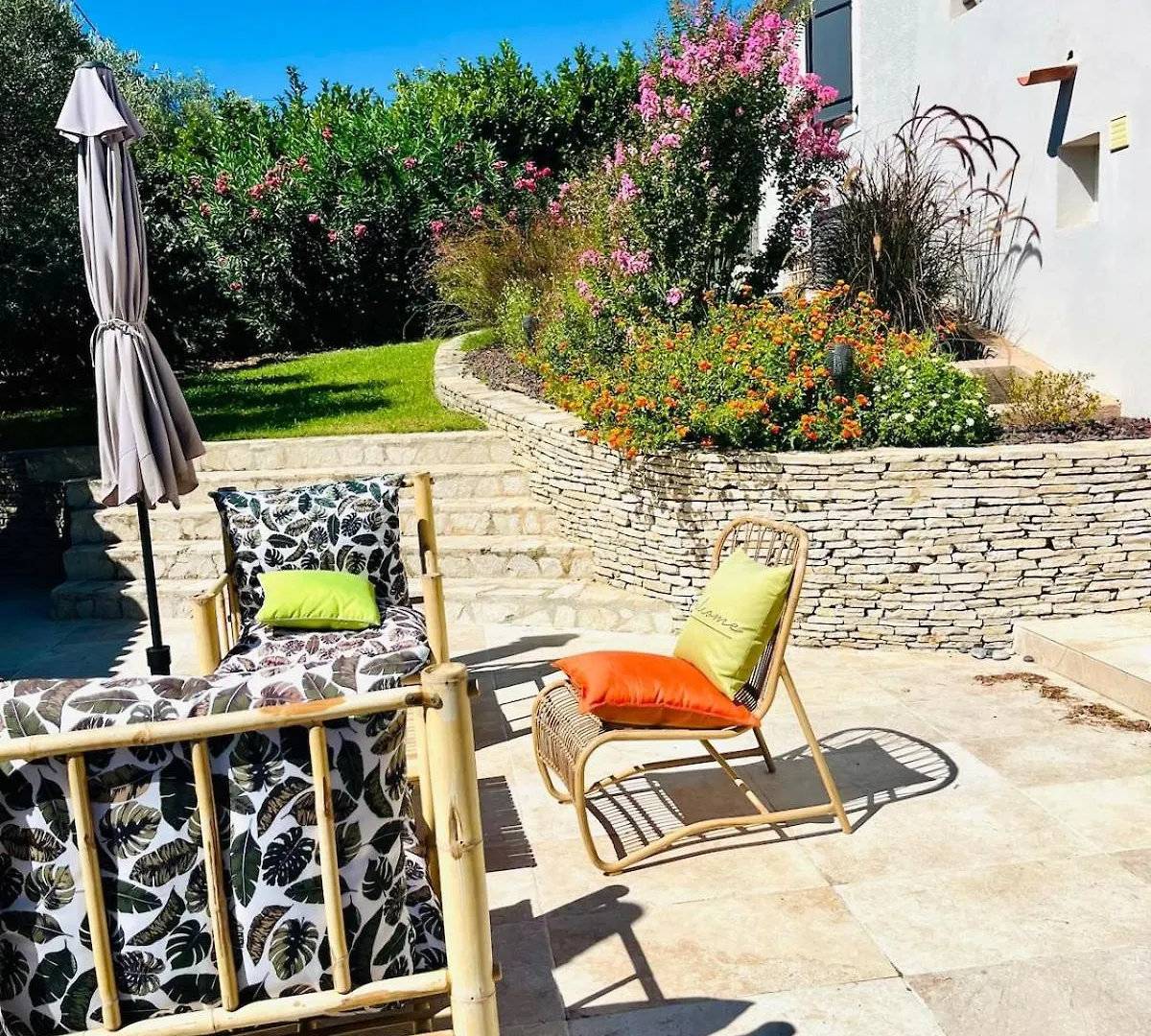 Villa De Charme Avec Piscine, Marseille