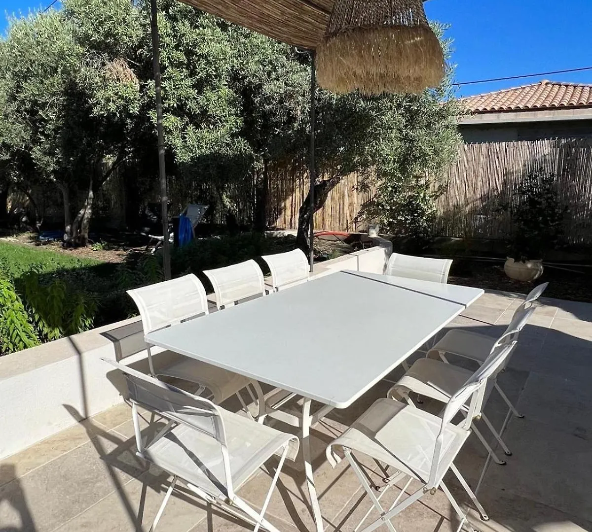 Villa De Charme Avec Piscine, Marseille France