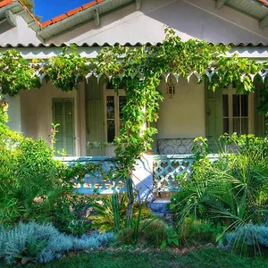  Bed & Breakfast La Petite Calanque